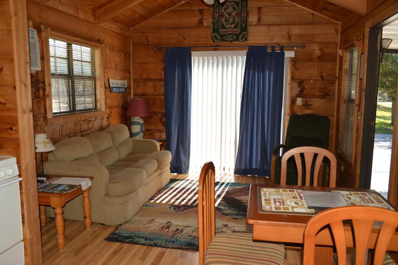 לייק ווילס Camp Mack Lodge, Marina & Rv Resort מראה חיצוני תמונה