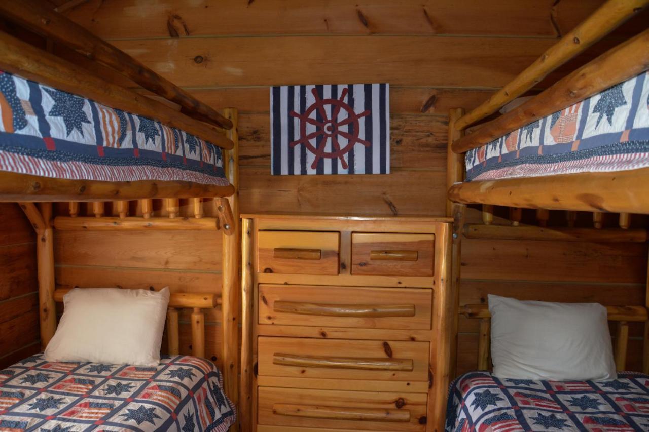 לייק ווילס Camp Mack Lodge, Marina & Rv Resort מראה חיצוני תמונה