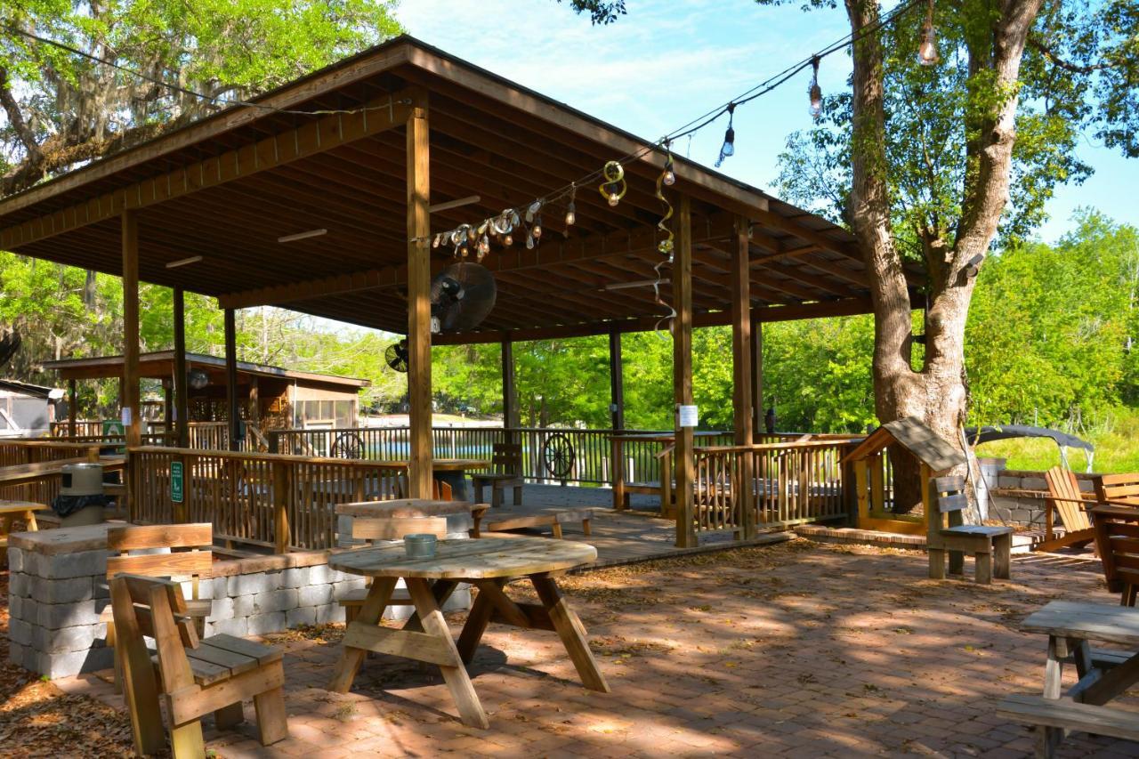 לייק ווילס Camp Mack Lodge, Marina & Rv Resort מראה חיצוני תמונה