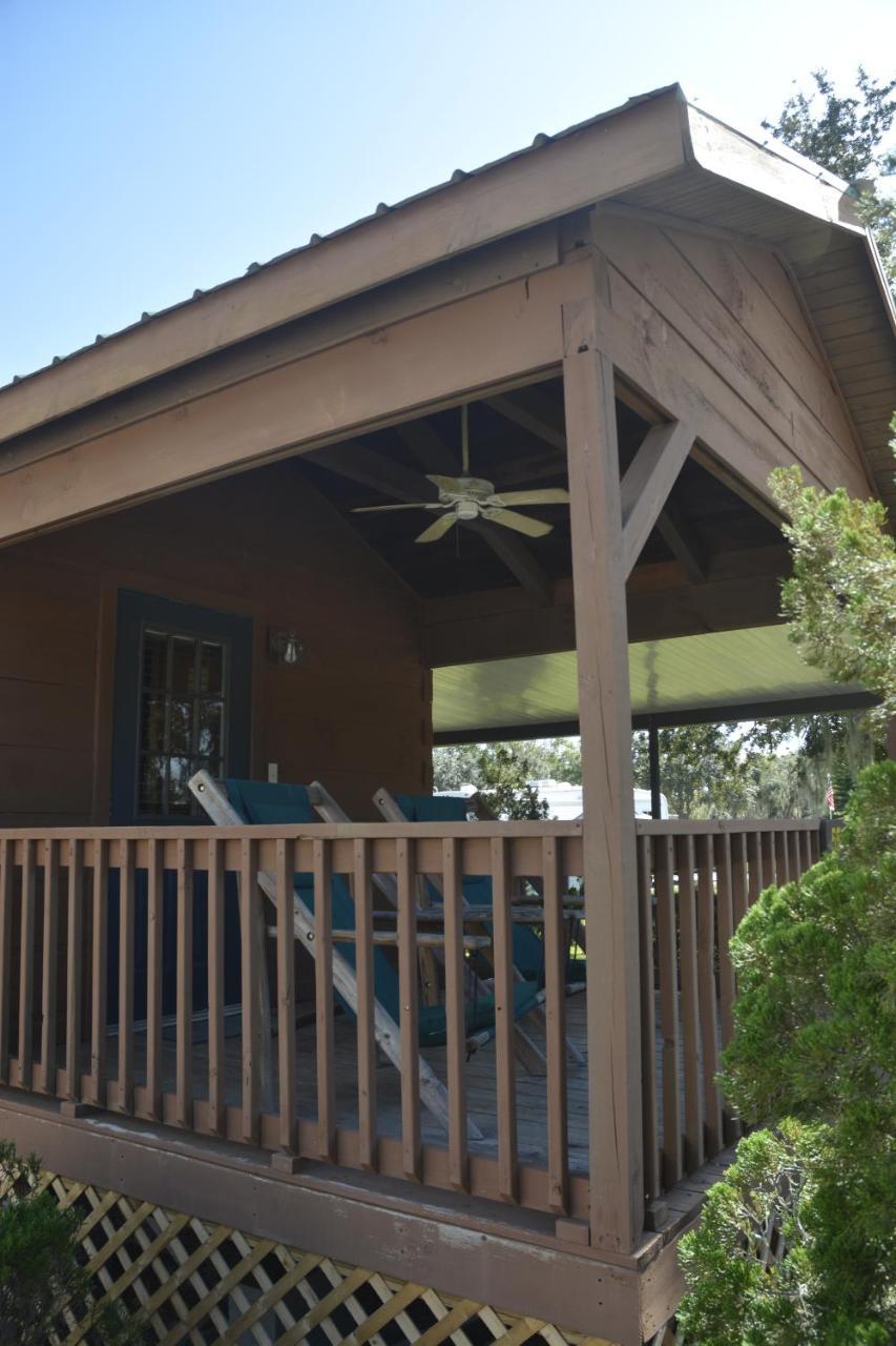 לייק ווילס Camp Mack Lodge, Marina & Rv Resort מראה חיצוני תמונה