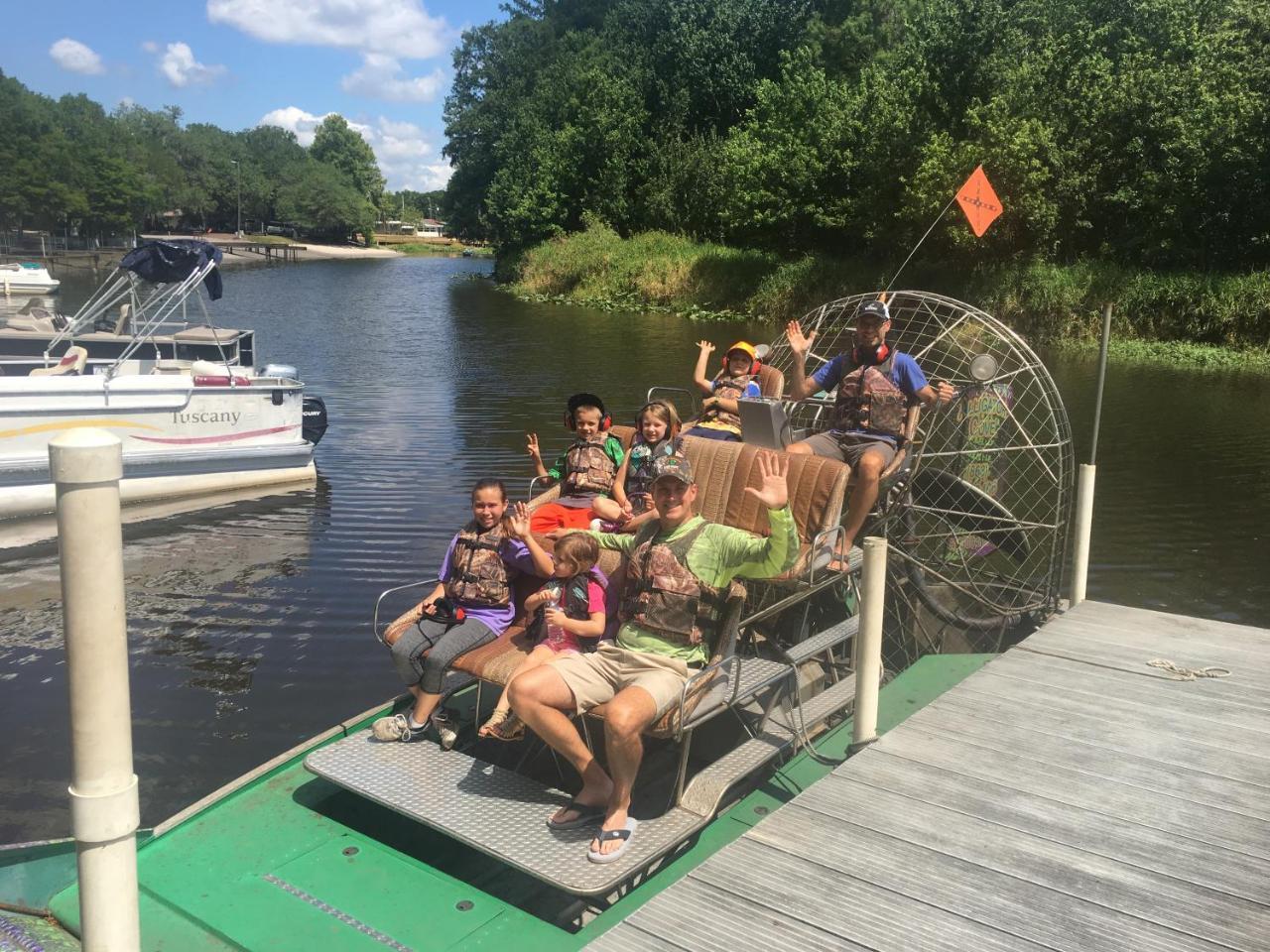 לייק ווילס Camp Mack Lodge, Marina & Rv Resort מראה חיצוני תמונה